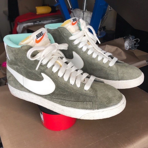 nike blazer size 8